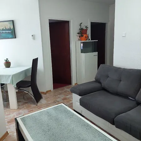 Elmas M Apartment Bihac