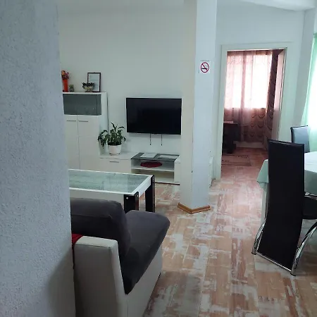 Apartment Elmas M